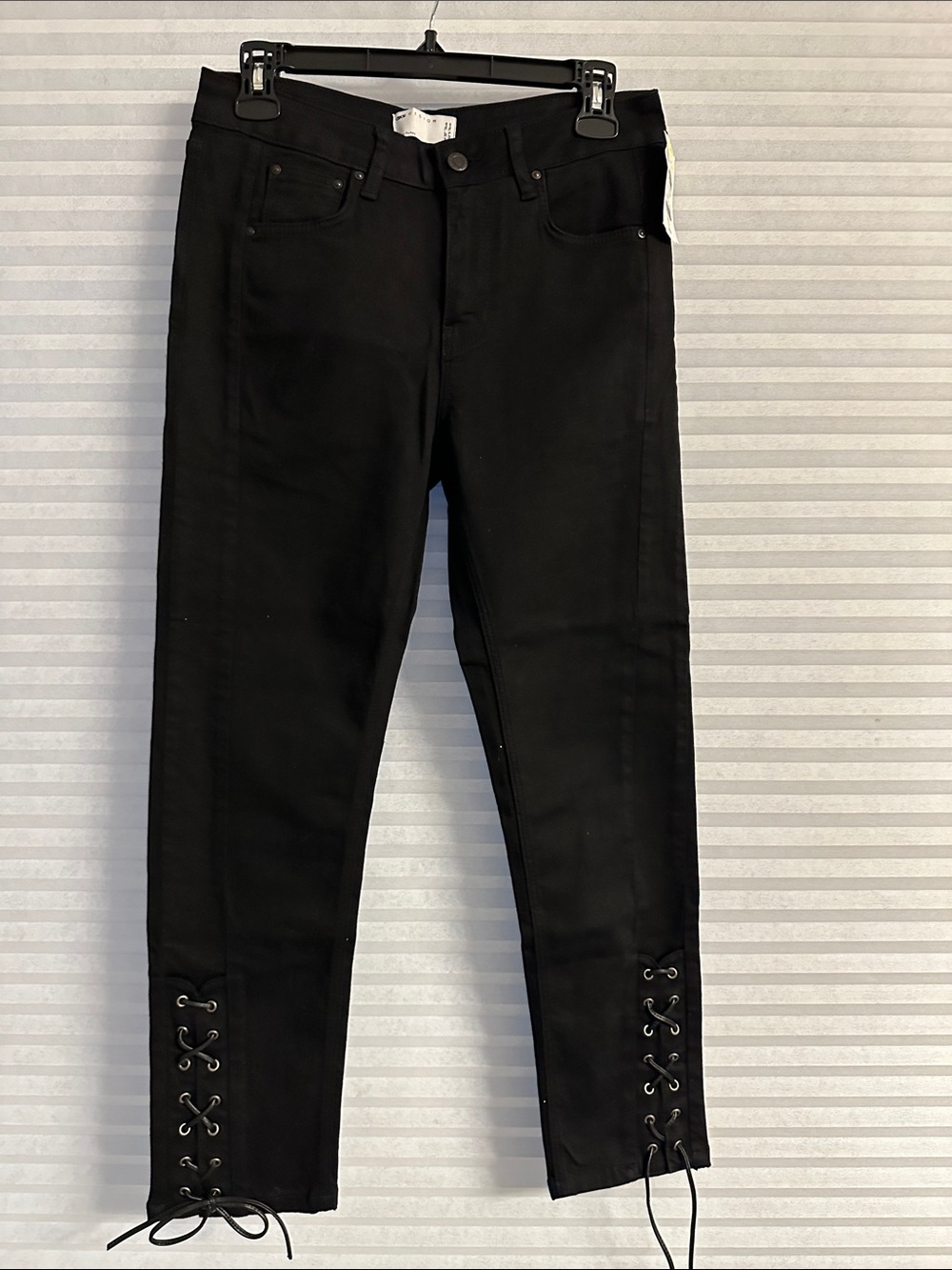 Women’s Black Lace-Up Hem Jeans